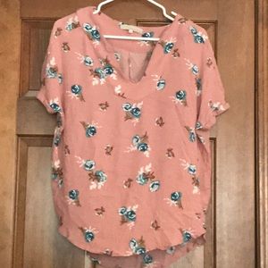 Floral top size M